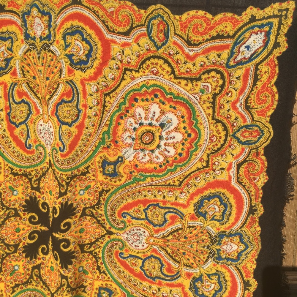 Scarf - Picture 2 of 3
